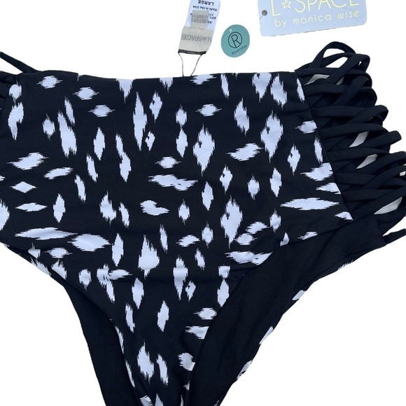 L*SPACE x REVOLVE Tigress Reversible Bikini Bottom in Black - Picture 6 of 9